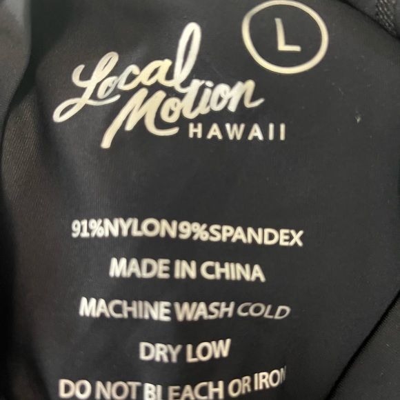 Local Motion Men's Rashguard L NWT - Picture 3 of 4